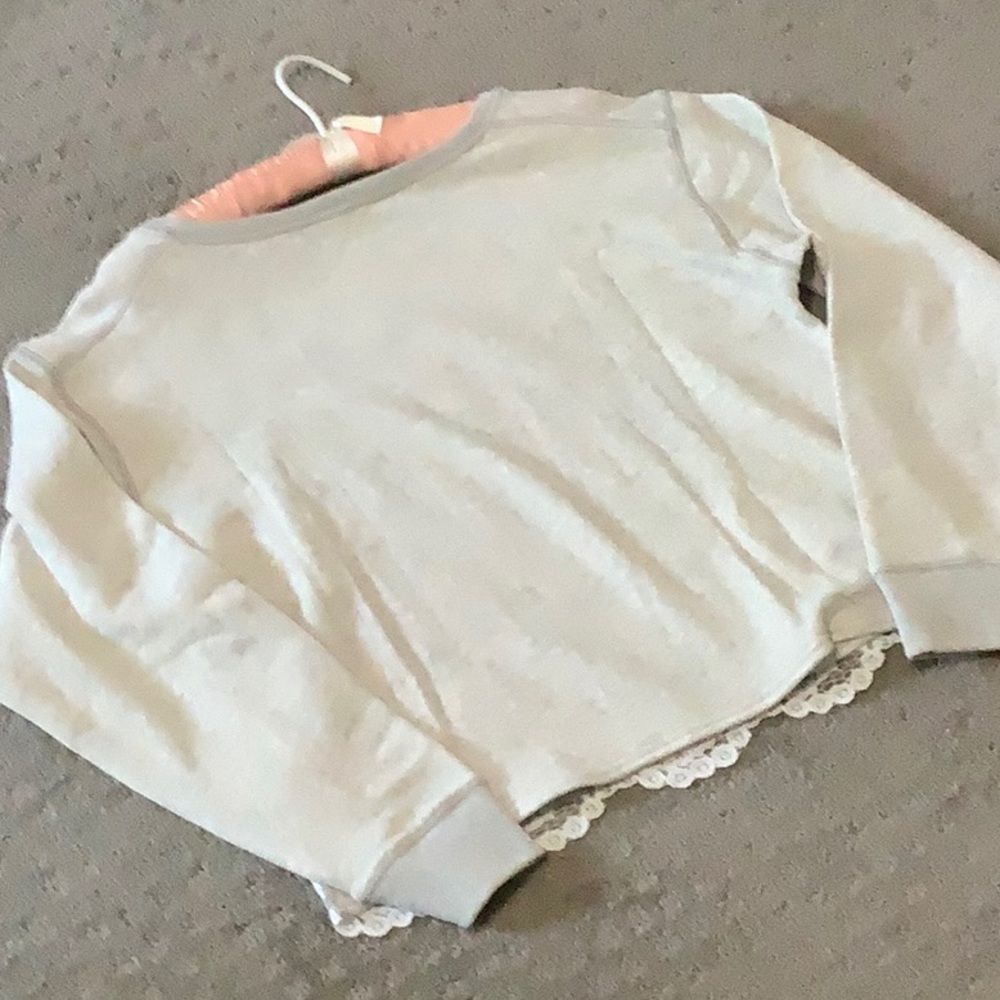 Abercrombie Lace Sweatshirt - Picture 3 of 5